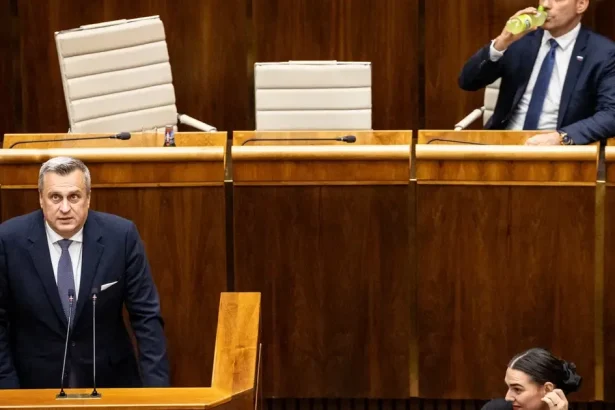 Danko: Na prezidenta nemám páky. Gröhling: Dať si preveriť nominanta je šokujúce
