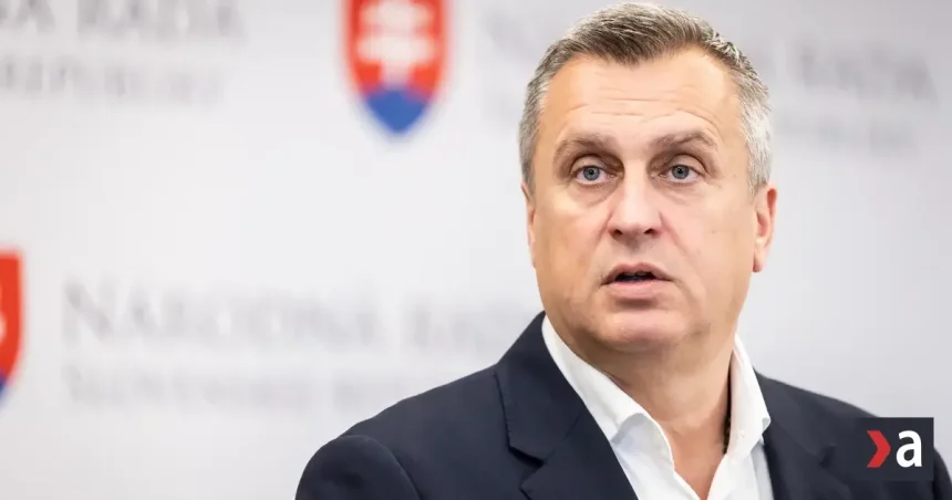 Danko: Rozpočet je „nutné zlo“, koalícia nájde 76 hlasov