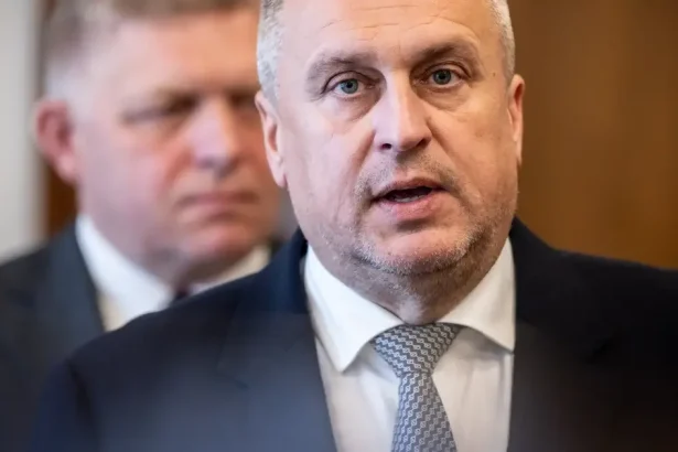 Danko žiada prezidenta: Ak nechcete Kuffu, stiahnite Kmeca