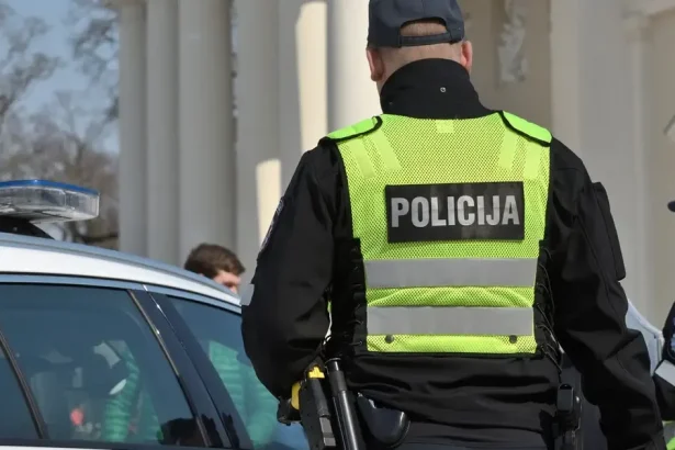 Dron bez identifikácie vybuchol nad územím Litvy, do akcie zasiahli stíhačky NATO