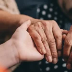 Dva rýchle testy pre seniorov: Zmerajú vaše šance na dlhý život