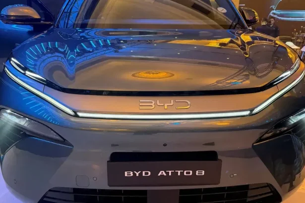 EÚ tvrdo zasiahla proti dovozu čínskych elektromobilov