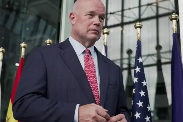 Európa je pre USA štvrtou prioritou. NATO musí presunúť vojakov na východ, tvrdí Whitaker