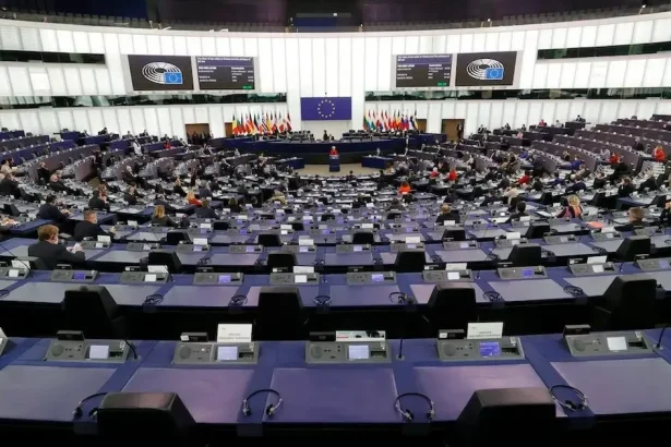 Európsky parlament neuznáva výsledky ruských parlamentných volieb