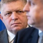 Fico môže odovzdať moc úradníckej vláde, tvrdí politológ Spáč