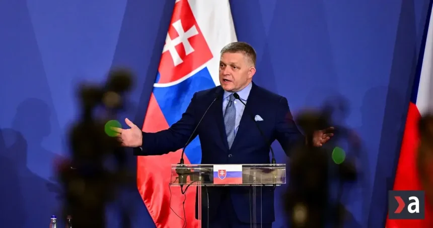 Fico vynechá oslavy na Dukle pre virózu, chystá sa na míting v Srbsku