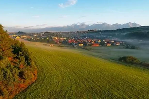 Gánovce povolili výstavbu pri vzácnych travertínoch. Územný plán smeruje na prokuratúru