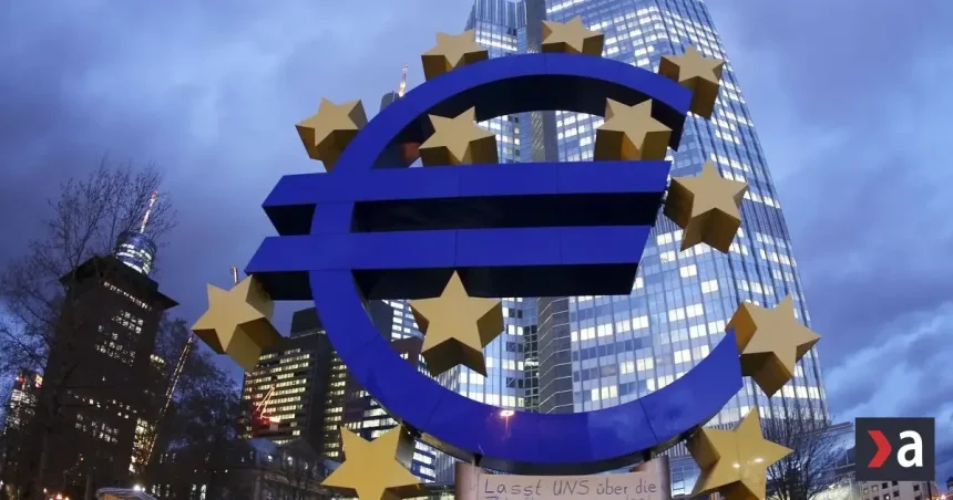 Inflácia v eurozóne dosiahla za posledný mesiac trojročné maximum