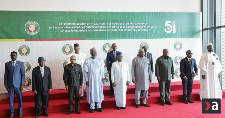 Junty Sahelu po odchode z ECOWAS obnovujú rozhovory