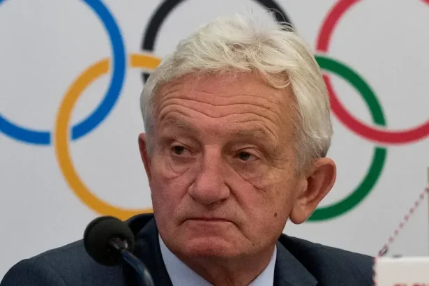 Kňazi v Kežmarku bojkotujú slávnosť pre kandidáta s minulosťou v ŠtB