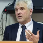 Komisár pre deti chce posilniť autoritu učiteľov a bezpečnosť v triedach