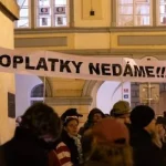 Na Staromestskom námestí protestovali tisíce za nezávislosť médií
