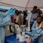 Ozbrojený konflikt a preplnené nemocnice bránia zastaveniu epidémie eboly v KDR