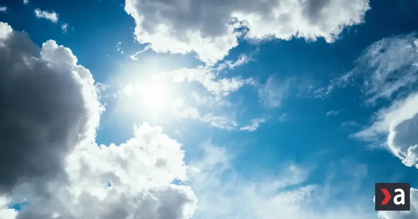 Piatok prinesie mimoriadne teplé počasie, teploty vystúpia až k 27 stupňom