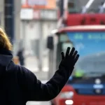 Po útoku v Staškove napadol muž v Bratislave študentov medicíny čakajúcich na autobus
