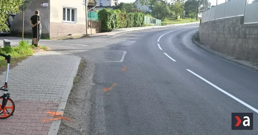 Polícia hľadá svedkov nehody v Čereňanoch, vodič zrazil cyklistu a ušiel