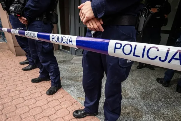 Polícia zadržala ďalších mladistvých podozrivých z vyhrážok školám