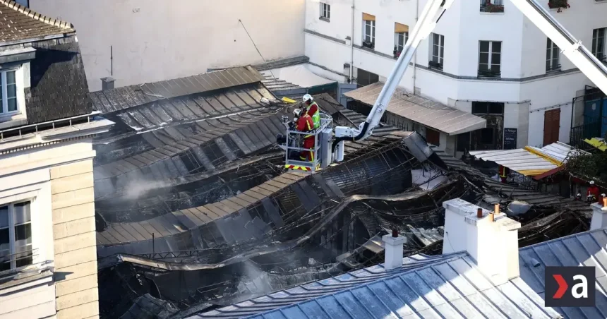 Požiar zničil najstaršiu parížsku halu, mesto stratilo turistickú atrakciu
