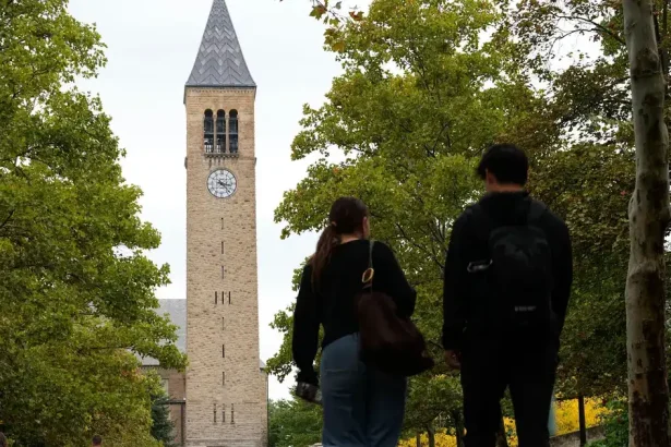 Prokurátorka New Yorku prevezme vyšetrovanie znásilnenia na Cornellovej univerzite