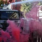 Protesty v Albánsku eskalujú. Študenti napadli ministerstvo školstva