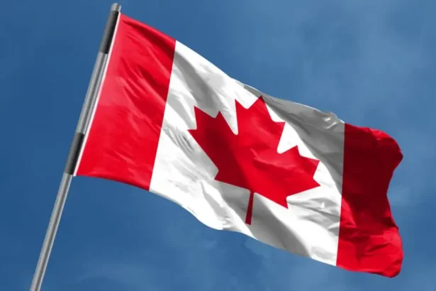 Quebecský líder odmietol prísahu britskému kráľovi, chce referendum