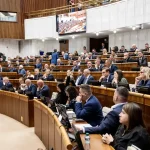 Rozpočtové rokovania pre rok 2027 pokračujú, poslanci rokujú nadčas
