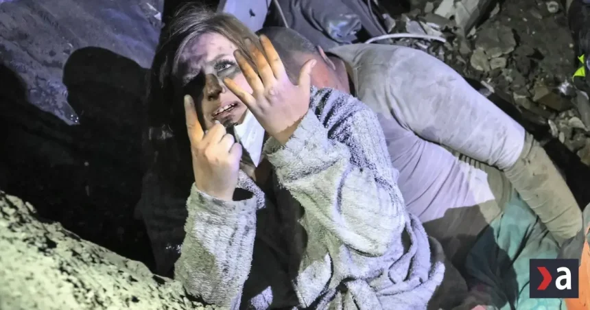 Rusko útočilo na Záporožie navádzanými bombami, zomrelo sedem ľudí vrátane troch detí.