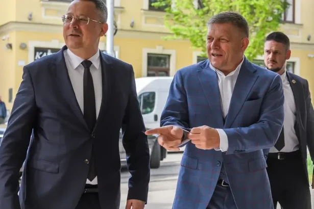 Skončí sa rozprávka o Ficovom sociálnom štáte? Za úroky dáme ročne ako za 20 nemocníc.