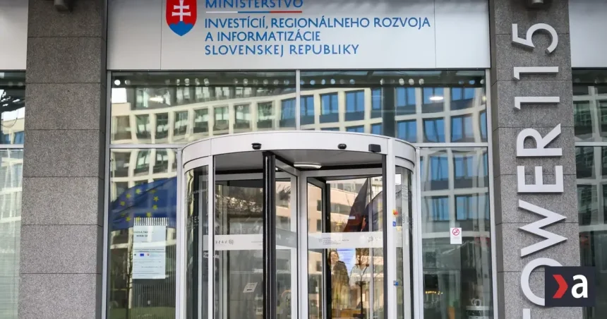 Slovensku hrozí prepad eurofondov na digitalizáciu, štát priznáva pomalé tendre