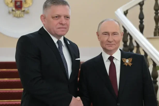 Štát zisťoval názory ľudí na Ficovu návštevu Moskvy. Výsledok ho zrejme nepotešil