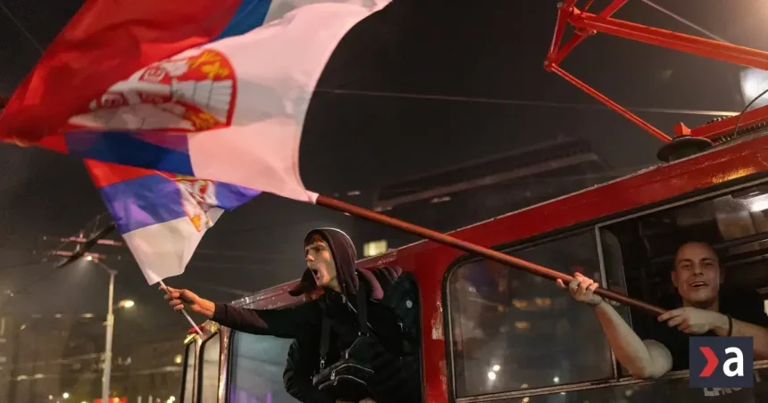 Študenti porazili Vučiča. V 22 srbských mestách zdolali SNS, najviac bodovali v Novom Sade