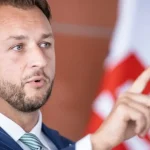Šutaj Eštok vyzval voličov k účasti na voľbách a v Košickom kraji podporil Igora Šimka
