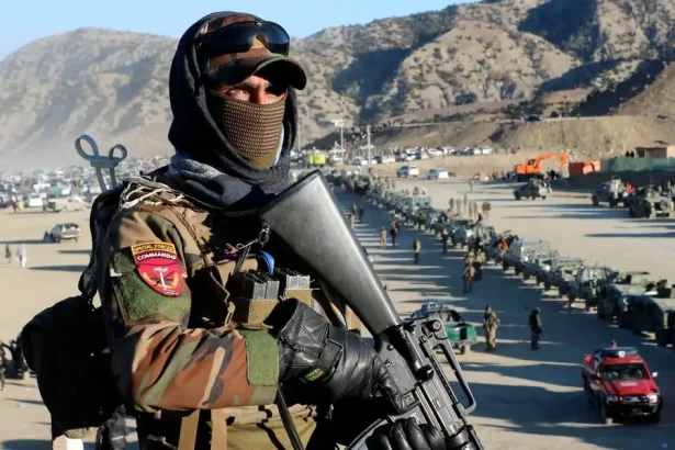 Taliban zaútočil na civilné domy a trhovisko v Pakistane, zomrel najmenej jeden človek