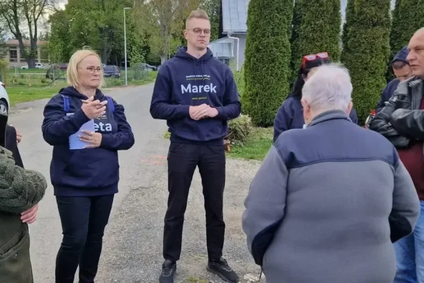 Tesný súboj v Kežmarku: Ferenčákov pád oslavovali pred jeho domom