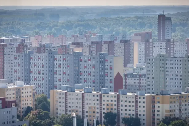 Tomáš odhalí čísla nezamestnanosti, Fico odštartuje projekt nájomných bytov