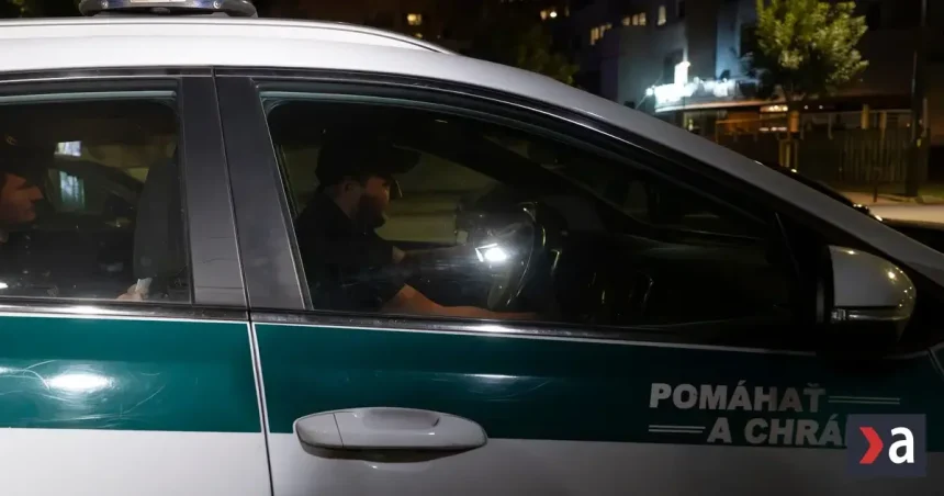 Trenčianski policajti rozbili drogovú sieť, obvinili troch mužov