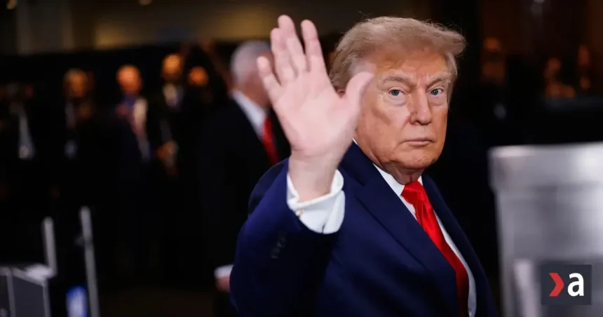 Trump po protestoch vo Francúzsku žiada uzavretie hraníc a kritizuje migráciu