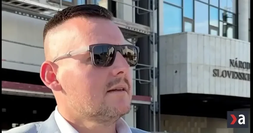 TV sa dištancuje, odborník to odsúdil, organizátori reagujú: Čo na Bombica v ringu?