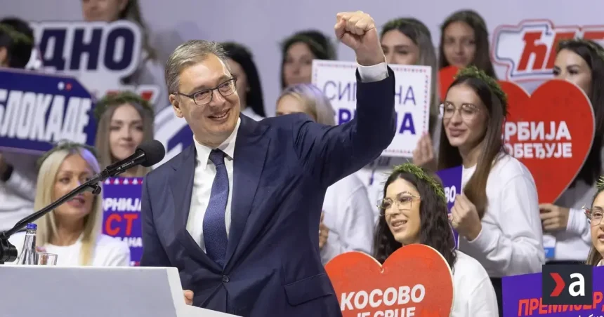 Úplatky za hlasy pre Vučiča? Srbsko vyšetruje podozrenia z kupovania podpory