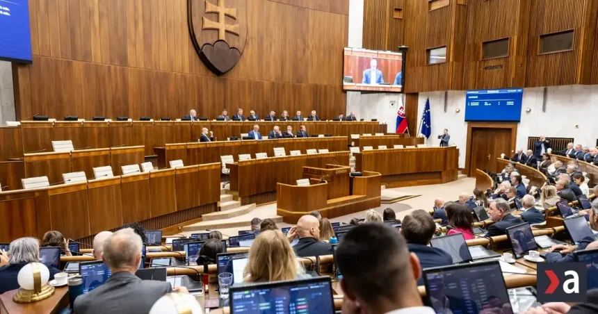 V parlamente sa začal 19. rokovací deň. Poslanci hlasujú o rozpočte a vízii 2040