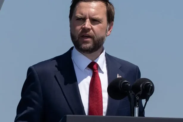 Vance varuje USA pred násilím spojeným s migráciou