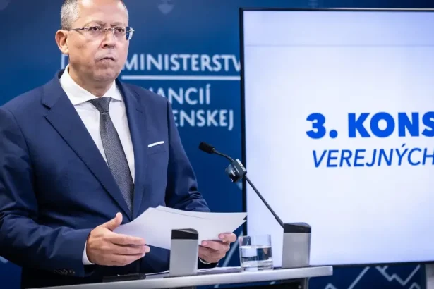 Vláda vzdala konsolidáciu, tvrdia experti. Rozpočet je predvolebný