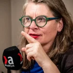 Výpadok internetu či bankomatov: 3 veci, ktoré majte doma